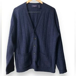 CHRISTOPHER HAYES Navy 100% Lambswool Knit Cardigan